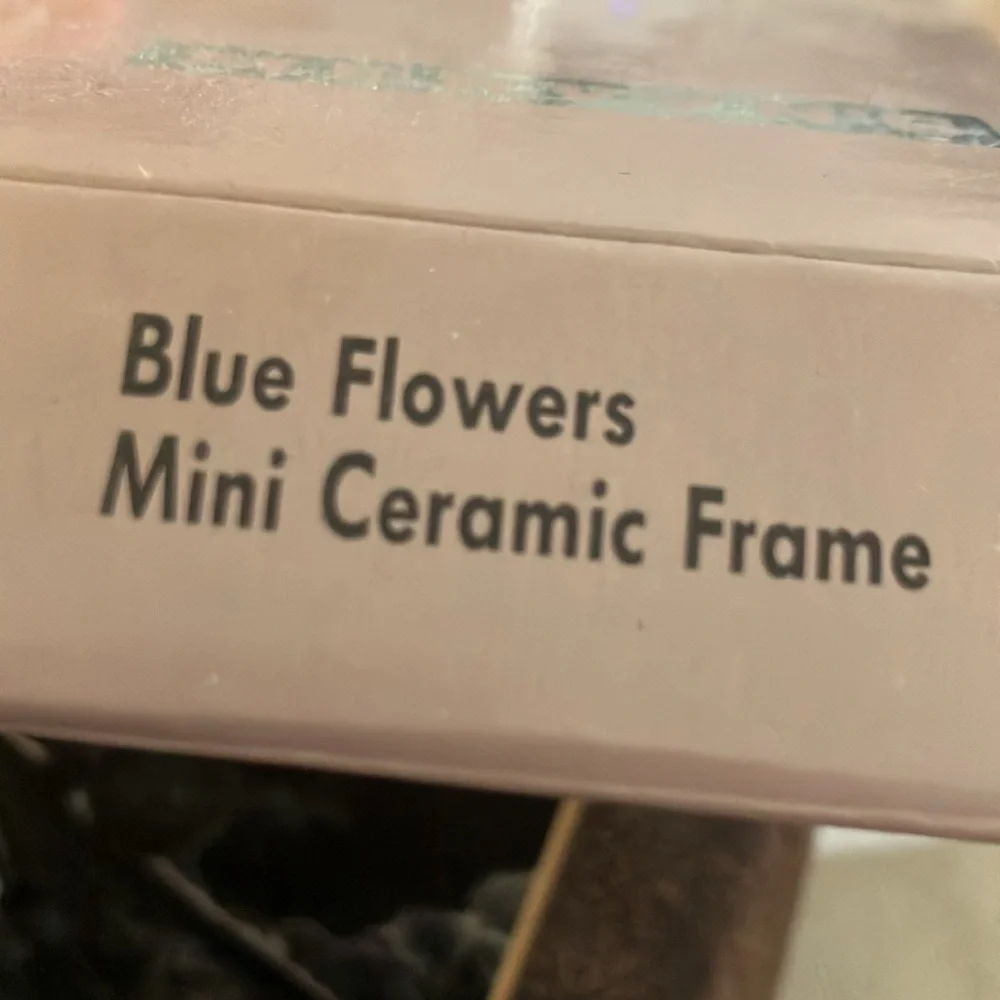 FINAL MARKDOWN Blue flowers mini ceramic picture frame